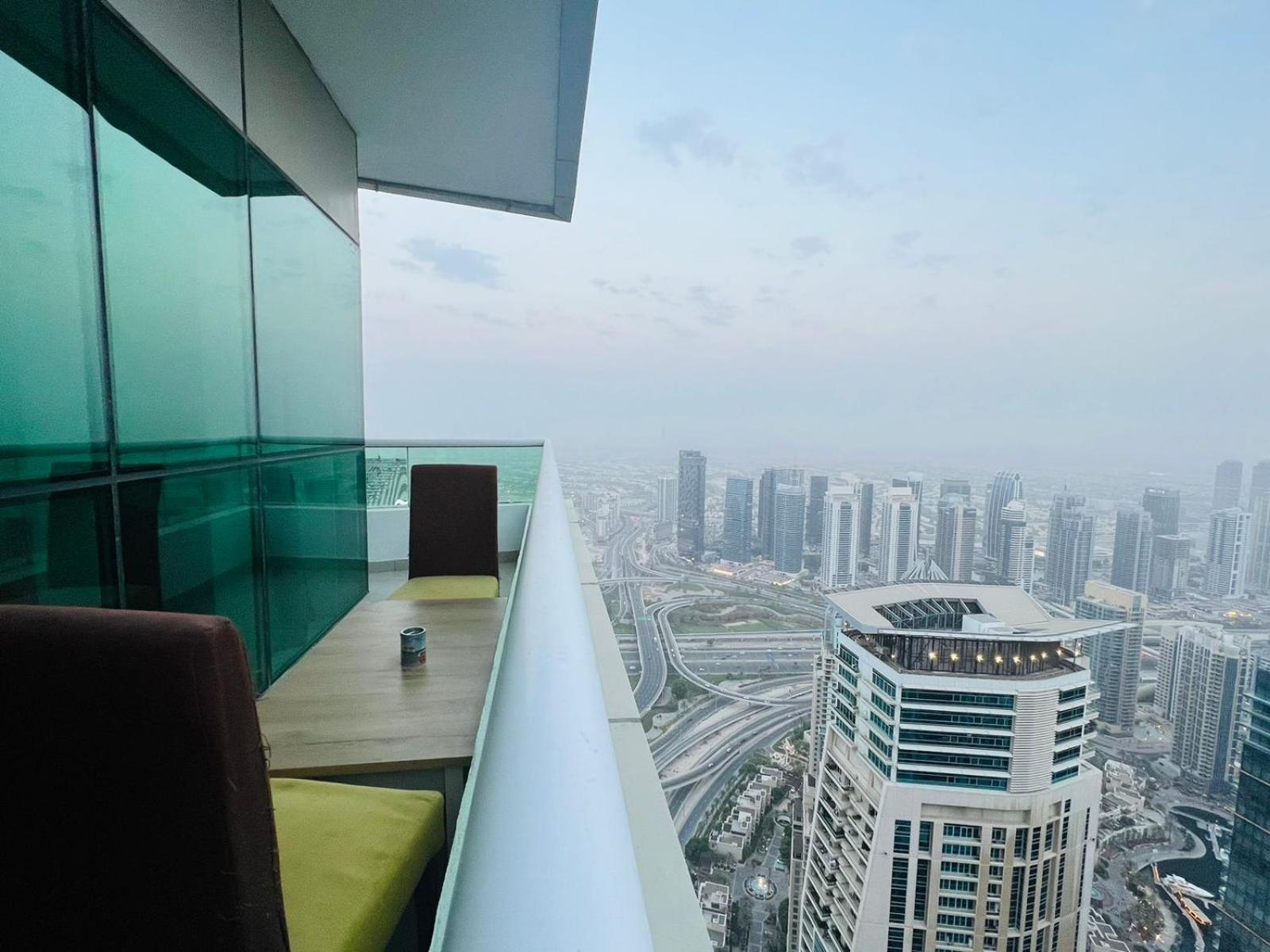 High Floor With City Skyline & Burj Khalifa View 3 Bedroom Unit Marina Dubai Exterior photo